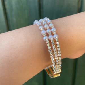 Faux pearls diamonds bracelet bangel